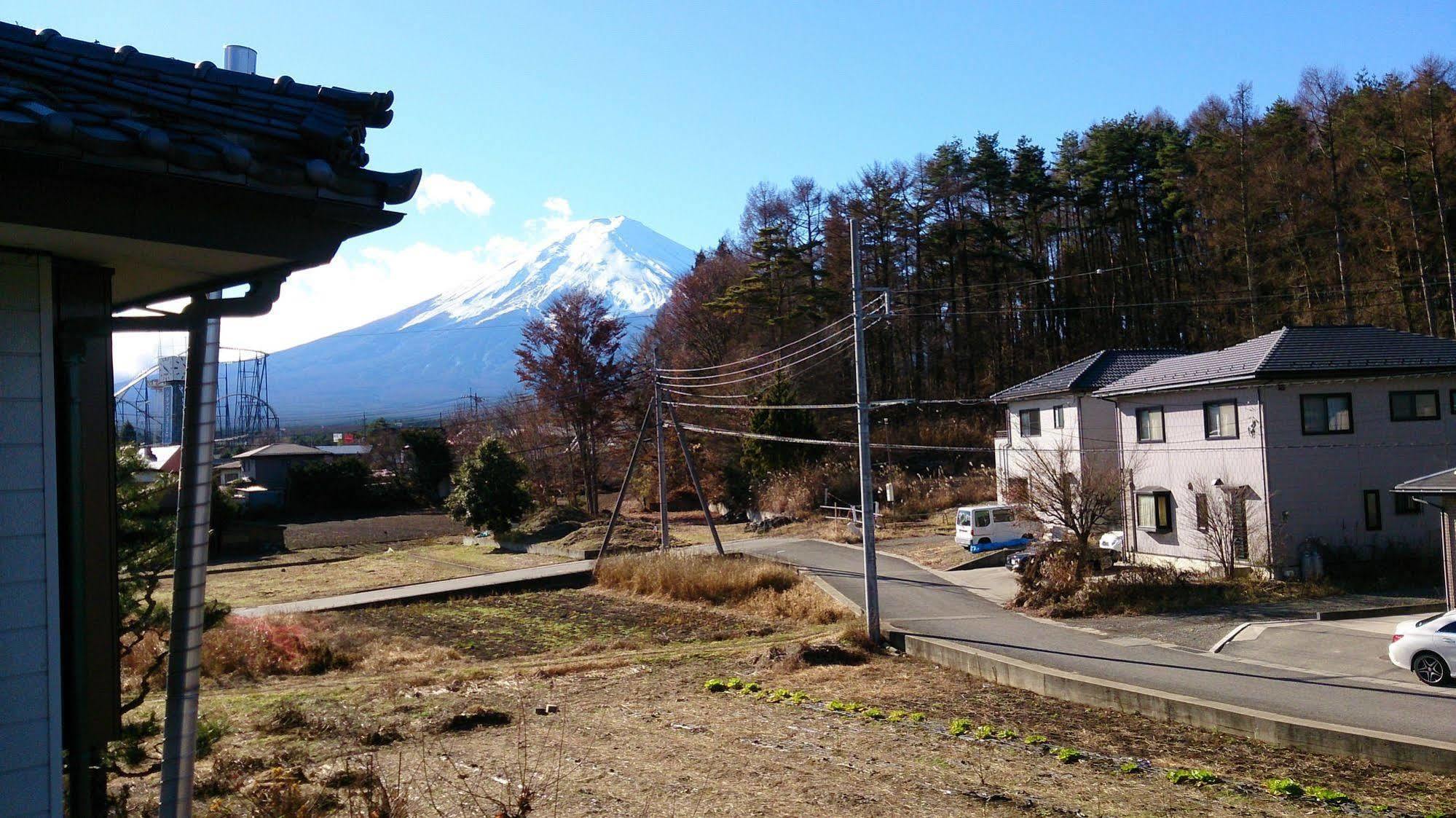 Teishaba Guesthouse&Cafe Fujiyoshida Dış mekan fotoğraf