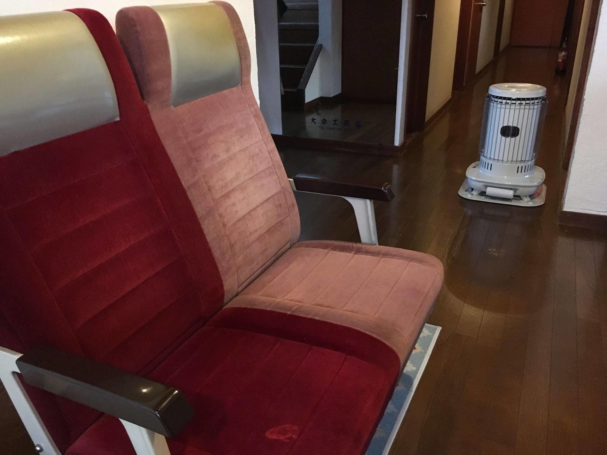 Teishaba Guesthouse&Cafe Fujiyoshida Dış mekan fotoğraf