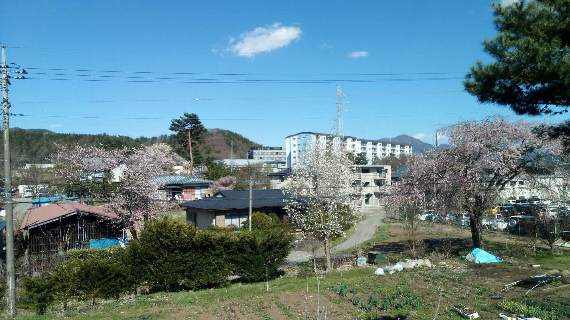 Teishaba Guesthouse&Cafe Fujiyoshida Dış mekan fotoğraf